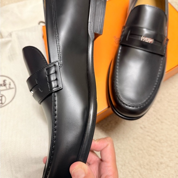 New Hermes Black Leather Slip-On Loafers - Picture 5 of 8